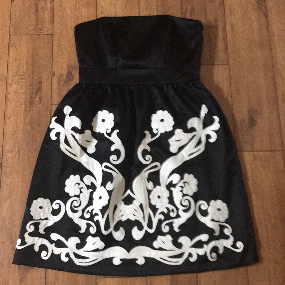 White House Black Market dress